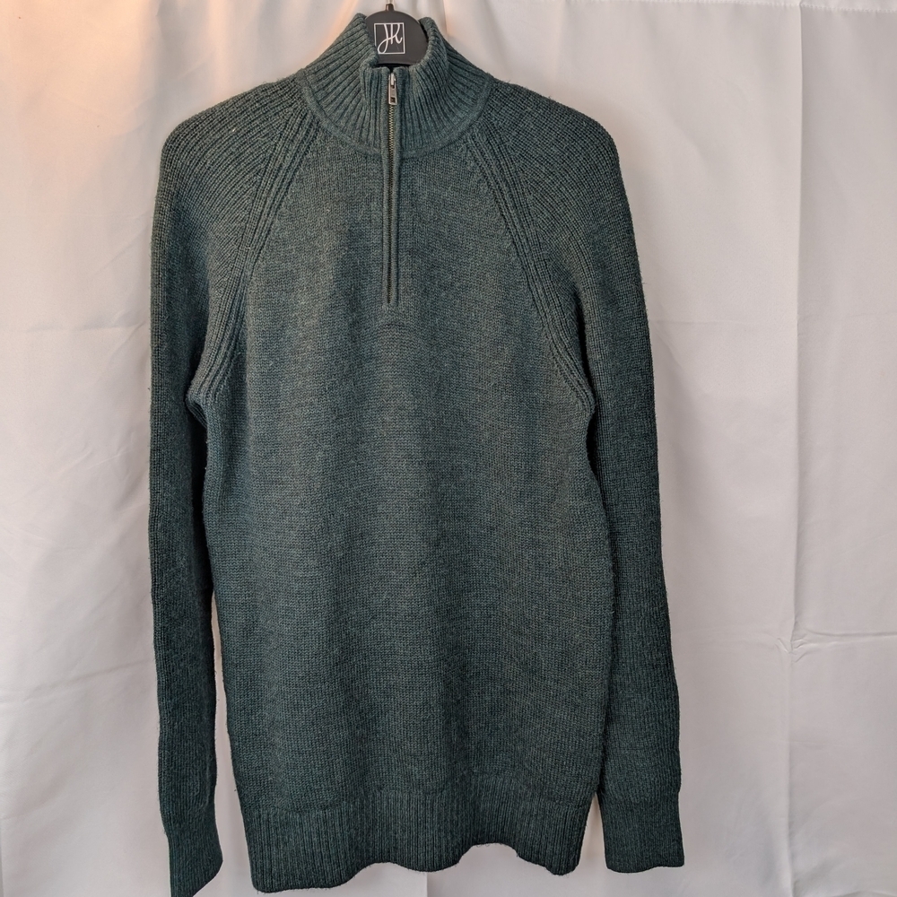 Kit and Ace Green Knit Size XS in VGUC